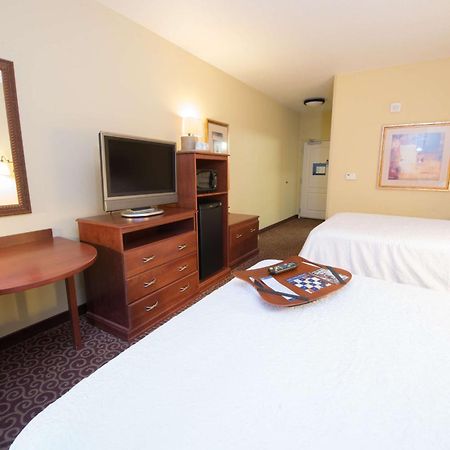 Hampton Inn Bismarck Zewnętrze zdjęcie