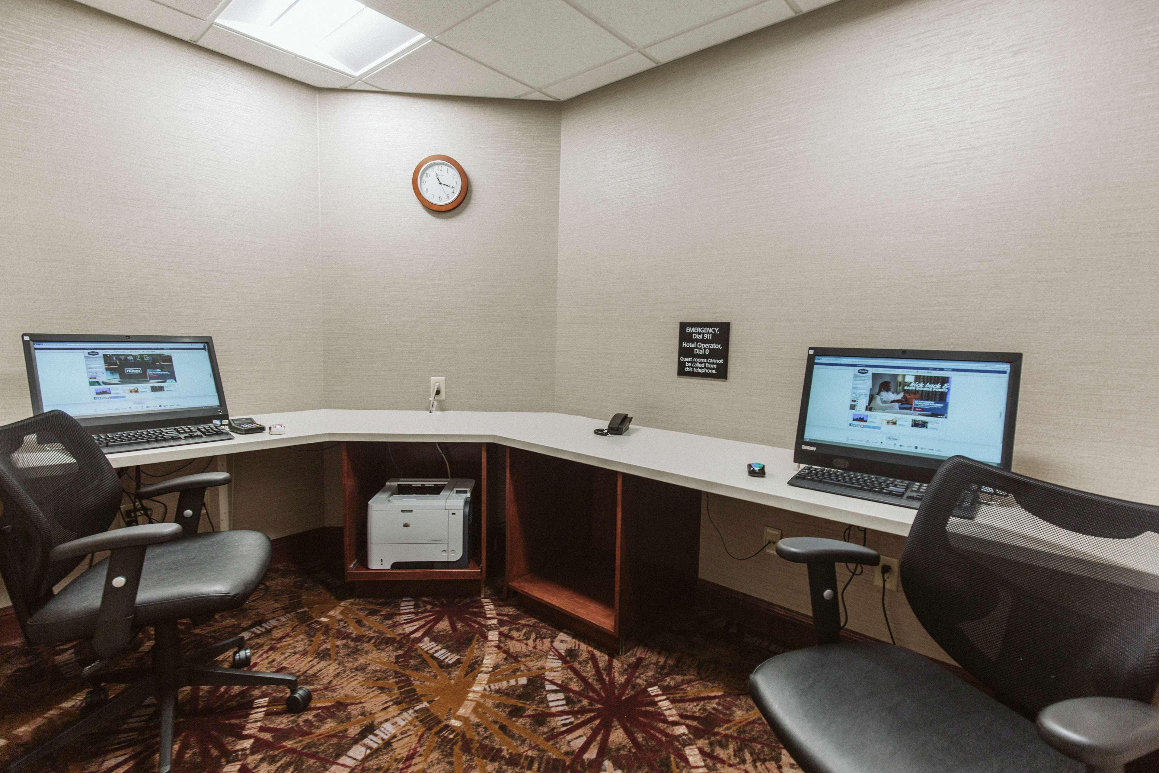 Hampton Inn Bismarck Zewnętrze zdjęcie