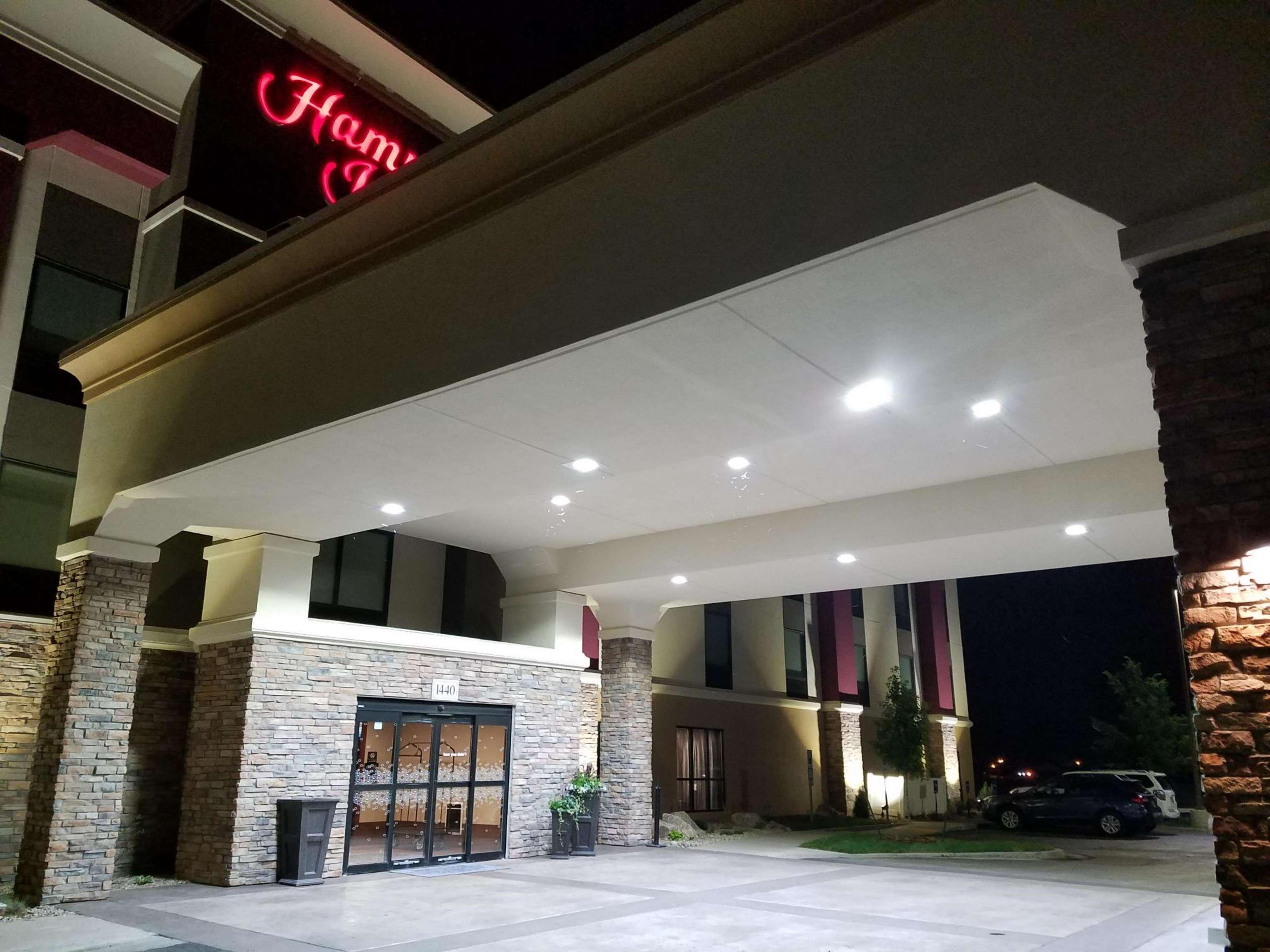 Hampton Inn Bismarck Zewnętrze zdjęcie
