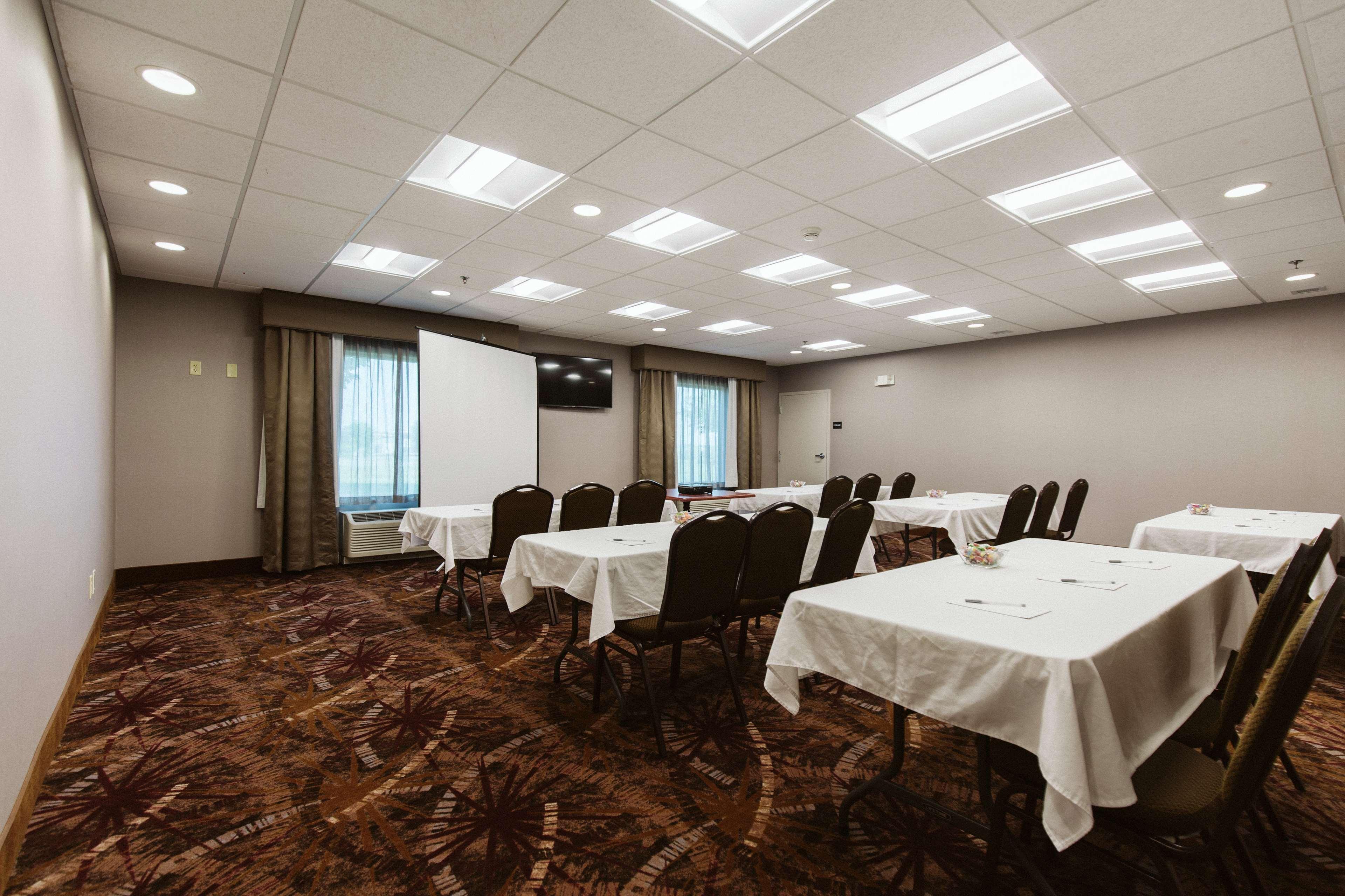 Hampton Inn Bismarck Zewnętrze zdjęcie