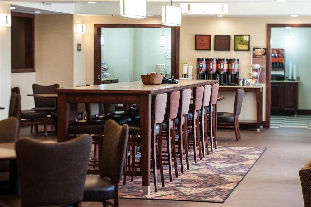Hampton Inn Bismarck Wnętrze zdjęcie