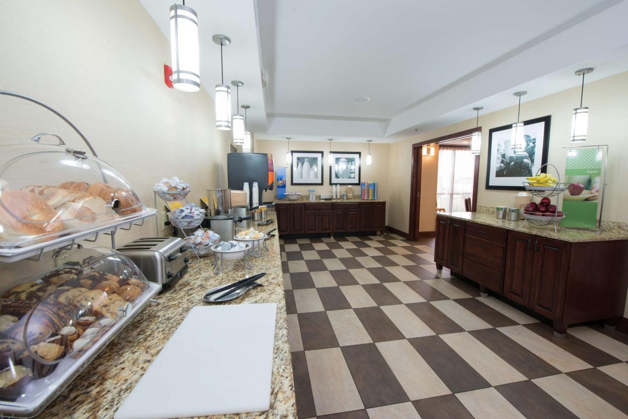 Hampton Inn Bismarck Zewnętrze zdjęcie