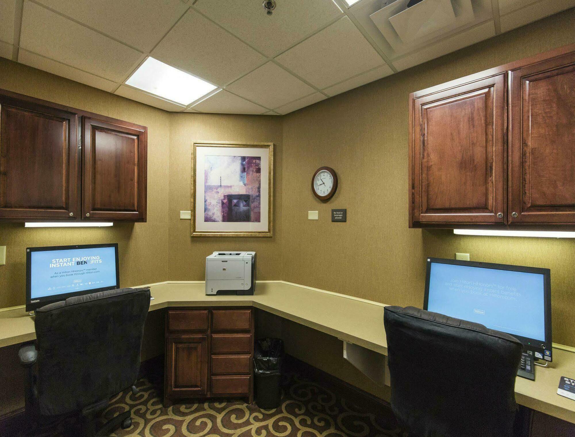 Hampton Inn Bismarck Zewnętrze zdjęcie